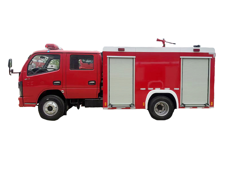 本站东风2吨水罐消防车产品页实车照片,仅作车型外观参考